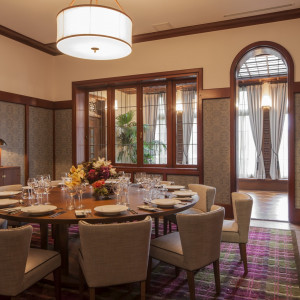 【鏡の間】
殿下の主寝室を贅沢に、ご家族中心のご会食会場としてご用意|赤坂プリンス クラシックハウスの写真(2423435)