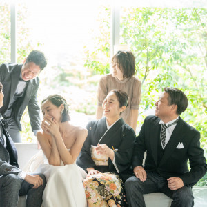 家族の緊張をほぐしてくれるアットホーム空間|MIRAIE Wedding（ミライエウエディング）の写真(34250945)