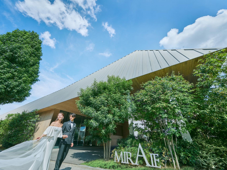 無料駐車場完備！最寄り駅徒歩3分！名駅から無料シャトルバス付