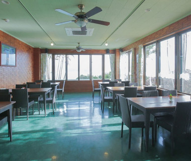 見晴らし抜群の『アロハカフェ』
当日はゲスト待合室として、ご使用になれます。