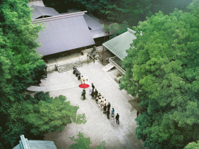 近隣神社での挙式もサポート可能|国際文化会館（International House of Japan）の写真(17858904)