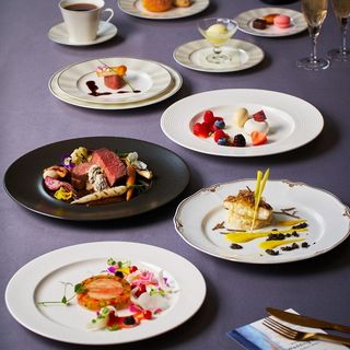 【ゲストも喜ぶおもてなしのお料理とお飲物プラン1ランクUPプレゼント】(日程限定のためあとわずか)