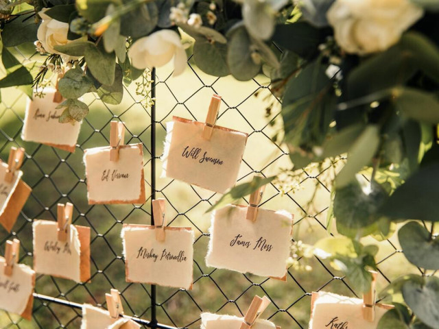 ドレスサロン『ブライダルハウスTUTU』で豊富な衣装が勢揃い！