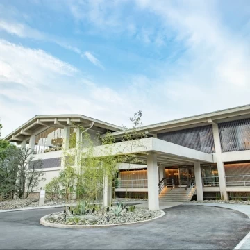 ＴＨＥ ＳＯＲＡＫＵＥＮ （相楽園）