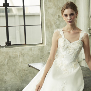 自社ブランド【DressSalon Cheri】