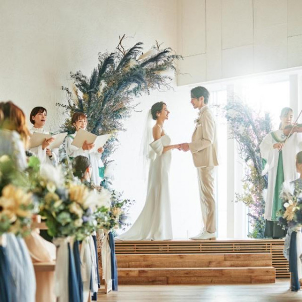 【挙式料全額OFF】式場見学1件目でホテルペアディナーチケットプレゼント