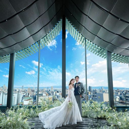 ホテルロイヤルクラシック大阪の結婚式の公式写真（1枚目）
