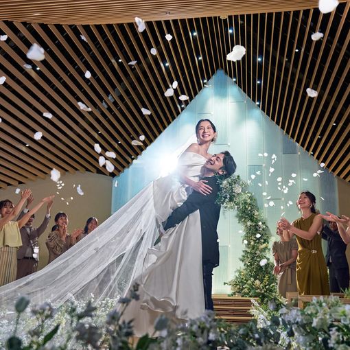 ホテルロイヤルクラシック大阪の結婚式の公式写真（2枚目）