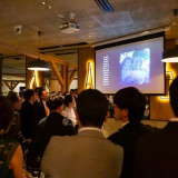 スクリーンは2台完備!映像にこだわりたい方も◎