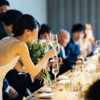 乾杯もゲストと近い距離で