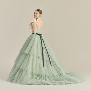 お色直しのカラードレスや和装など豊富な取り揃え