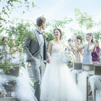 ガーデンでのアフターセレモニーも楽しんで