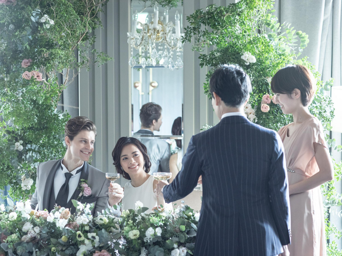  結婚式のあとも
家族の思い出の地となり
地元で愛されるホテルへ