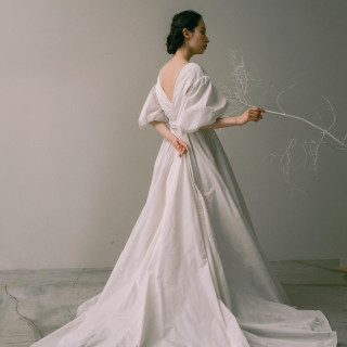 ホテルライクなラインナップを取り揃えたドレスショップ