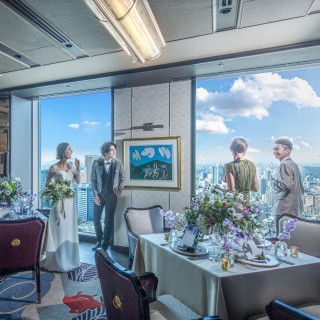 【PRIVATE DINING】ホテル高層階から富士山を一望。アート作品が飾られたギャラリー空間