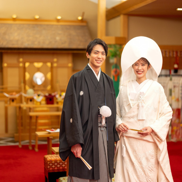 江田神社より分祀いただいた本格的神前式場「常磐殿」での厳かな挙式