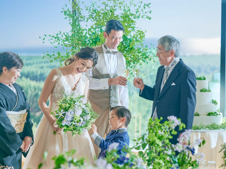 家族の小さな結婚式も、完全個室のプライベート空間で