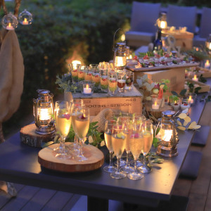 美しいサンセットの後は、幻想的な雰囲気の中お食事を楽しむ|葛西臨海公園ウエディング Denim-デニム-の写真(5962318)