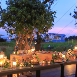 大きな空と海が目の前。親しい人とガーデンを愉しむ|葛西臨海公園ウエディング Denim-デニム-の写真(5960763)