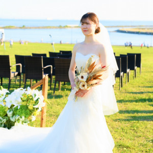 自由な結婚式のスタイルだからこそ、衣装の選択肢の幅も広い！|葛西臨海公園ウエディング Denim-デニム-の写真(32511032)