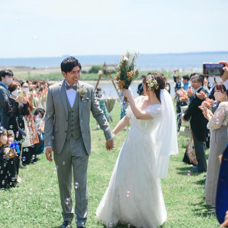 晴天の中海外のような開放感のある挙式