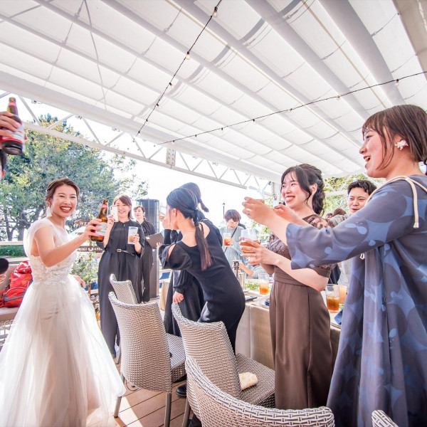 豪華6大特典付き！デザートビュッフェや挙式料＆会場使用料などお得に結婚式が叶う特典が盛りだくさん！