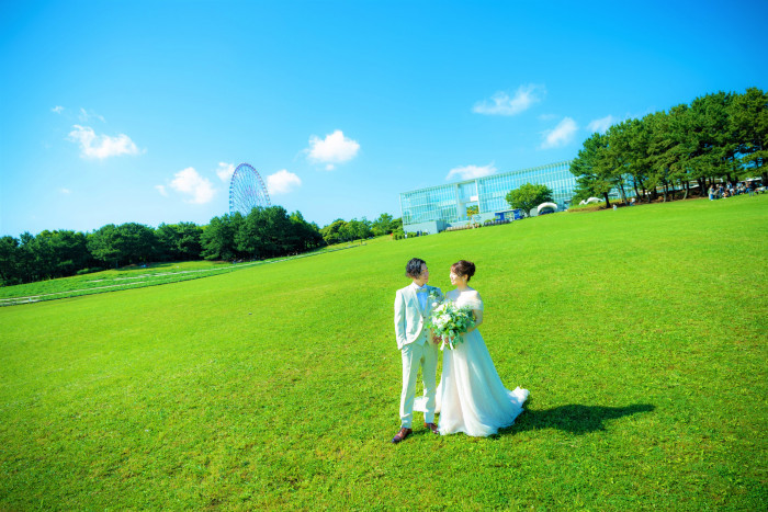 広大なガーデンでは結婚式当時のロケーション撮影も可能です。