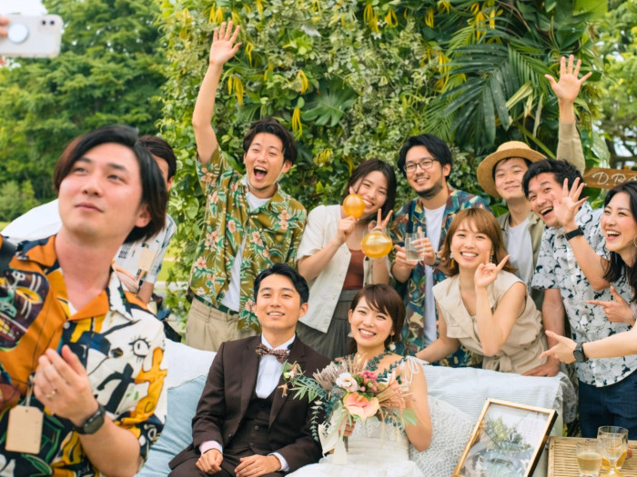 思い思いの好きな服を着て！型にはまらず自由に楽しめるウエディングパーティ―