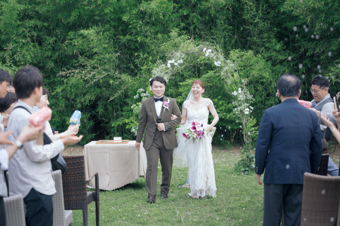 木々に囲まれたプライベート空間＊映画のワンシーンのような心に残るガーデンセレモニー