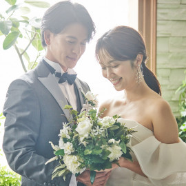 《3か月以内の挙式がイチバンお得》＼人気の秋婚*お得に／見積り相談