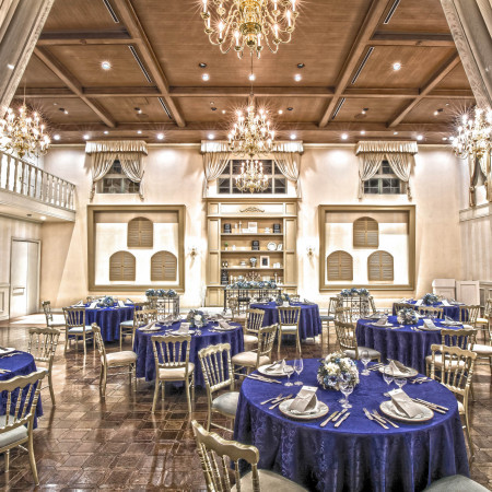 アンティークナチュラルで雰囲気も良い会場。少人数やレストランウェディング形式。パーティーも可。