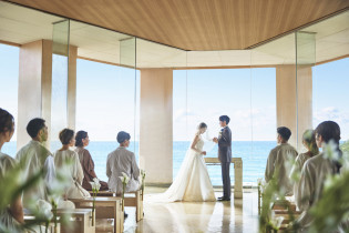 挙式|ブレスド バイ・ザ・シー（オリエンタルホテル 沖縄リゾート＆スパ）の写真(38666410)