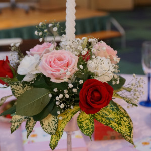 ゲストの皆様のお席も装花で飾り付け♪
お花はお帰りの際にお持ち帰りいただけます。|ゲストハウス気仙沼アーバンの写真(6511909)