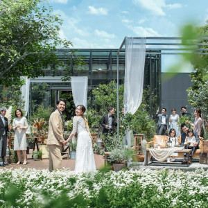 《新春70万特典&Amazon1.3万》ガーデン挙式×3.5万試食