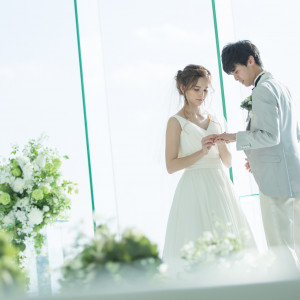 【沖縄ウェディング】結婚式の為だけに創られた教会|アールベルアンジェ苫小牧の写真(14982494)