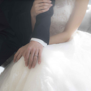 Weddingでは必ず新郎が右、新婦は左の立ち位置が決まっています|アールベルアンジェ苫小牧の写真(6234742)