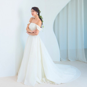 憧れの「ISAMU MORITA・JILL STUART・ハツコエンドウ・蜷川実花」を始め、世界的に支持されるドレス|ララシャンスガーデン東京ベイの写真(53727487)