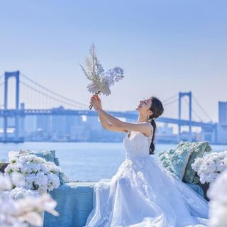 プレ花嫁に大人気【似合わせドレス診断×海チャペル×豪華試食】3大体験