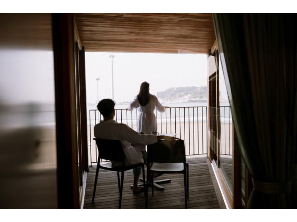 HOTEL AO KAMAKURA（ホテル 青 鎌倉）