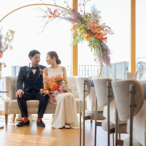 ゲストの自然な会話の中におふたりも溶け込んで過ごすことができるのはAOならでは|HOTEL AO KAMAKURA（ホテル 青 鎌倉）の写真(47426486)