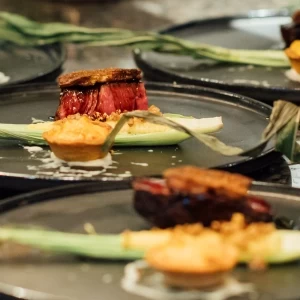 この鎌倉の地で挙げる披露宴だからこそ地元の食材をご用意しております|HOTEL AO KAMAKURA（ホテル 青 鎌倉）の写真(54955446)