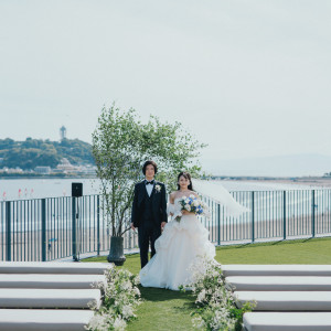 江ノ島と鎌倉の海をバックに誓う挙式|HOTEL AO KAMAKURA（ホテル 青 鎌倉）の写真(42517534)