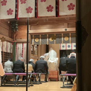 神灯り挙式の幻想的な雰囲気の中、ひと味違う結婚式が叶う|HOTEL CULTIA 太宰府（ホテルカルティアダザイフ）の写真(18777506)