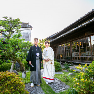 緑に囲まれたお庭でとっておきの一枚を|HOTEL CULTIA 太宰府（ホテルカルティアダザイフ）の写真(18777639)