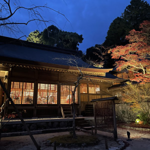 神灯り挙式の幻想的な雰囲気の中、ひと味違う結婚式が叶う|HOTEL CULTIA 太宰府（ホテルカルティアダザイフ）の写真(18777503)