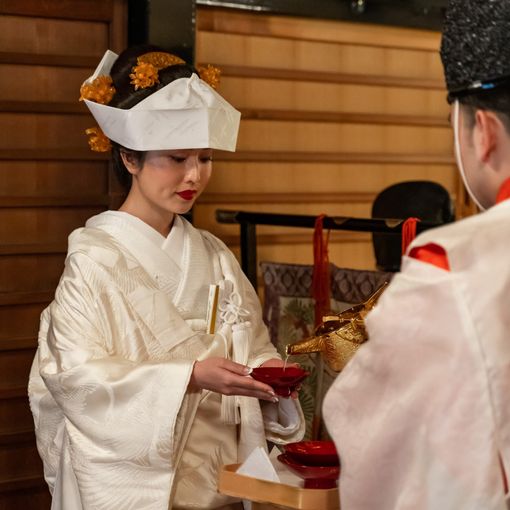 代々木八幡宮（アントワープブライダル）の結婚式の公式写真（1枚目）