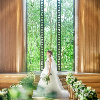 ＼*挙式料プレゼント*／感動チャペル×贅沢コース試食×最旬ドレス