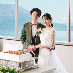 ディティールまでこだわったデザインはケーキ入刀で大注目。ゲストの満足度もあがるはず|アートホテル鹿児島の写真(55611027)