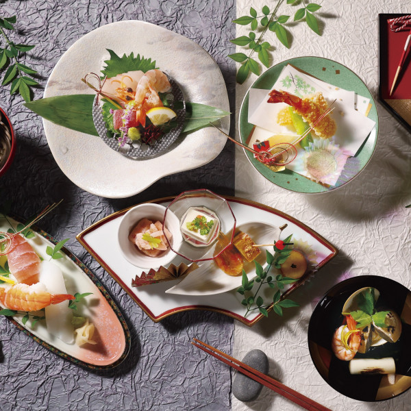親しみやすい日本料理でもおもてなしを。フランス料理と日本料理が融合した和洋折衷スタイルもご用意♪