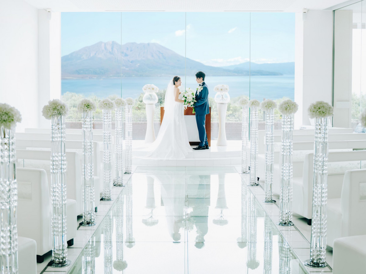  桜島×海の絶景で魅了する
至福のおもてなしウェディング
新たな歩みがここからはじまる